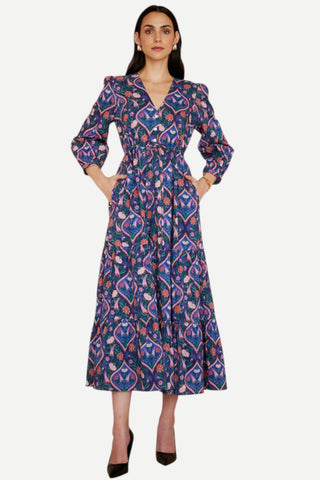 Banjanan Castor Dress, Lapis