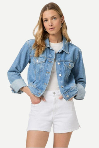 Paige Dani Short, Crisp White