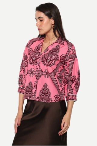 Maude Elsa Top, Salmon Motifs