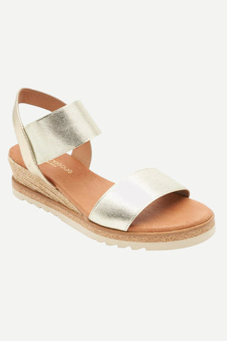 Andre Assous Neveah Sandal, Platino ANDRE ASSOUS