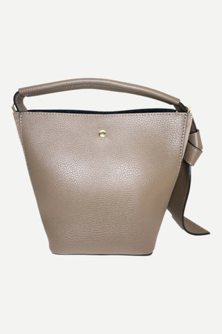 Le Feme Chateau Bucket Bag Medium, Taupe