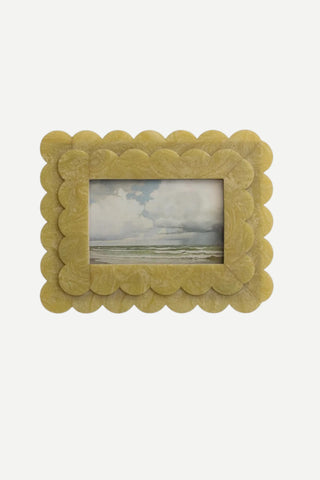 Creative Co-Op 2-Layer Scalloped Photo Frame, Green