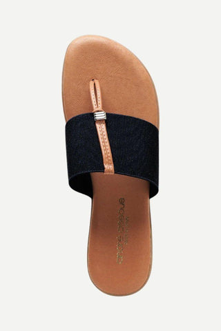 Andre Assous Nice Thong Sandal, Black